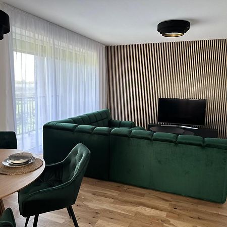 Luxury Apartment - Astro Dunajska Streda Bagian luar foto